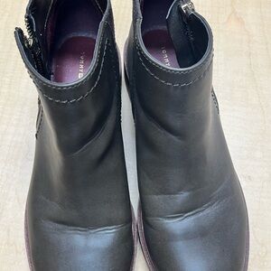 Tommy Hilfiger olive Green/Brown Ankle Boots with Side-Zip Closure and RoundToe